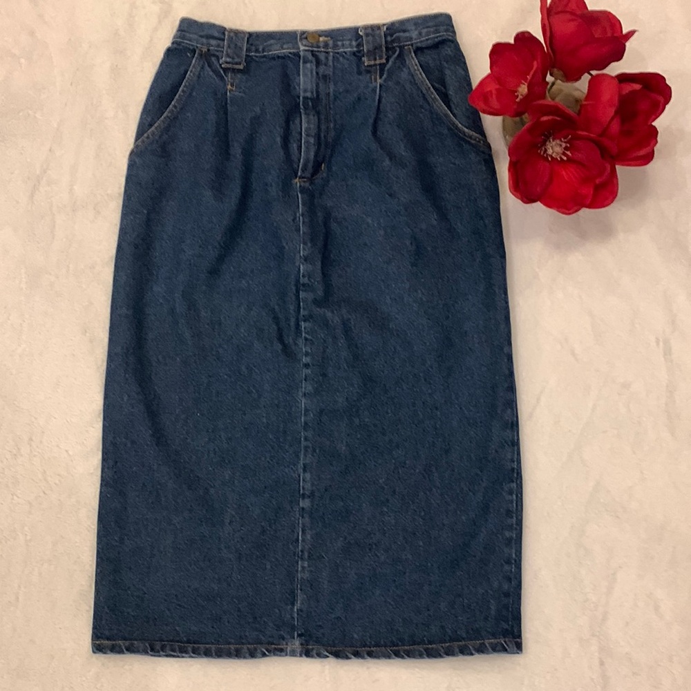 🌹VINTAGE Backroad Blues • High Rise Mom Long Denim Blue Jean Skirt • TRENDING!